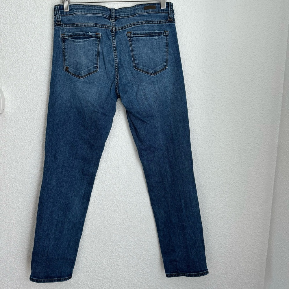 Kut From the Kloth blue distressed midrise cropped boyfriend jeans size 8 / 29 - Picture 6 of 7